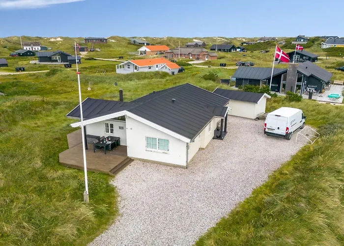 Holiday home Elfi - 700m From The Sea By Interhome Ringkobing